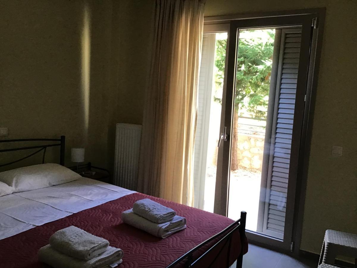D'Angelos Apartments Karavomylos Eksteriør bilde
